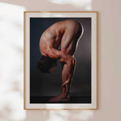 Photo Portrait of Athletic Man Stretching in Full Nudity, Muscular and Handsome Model
